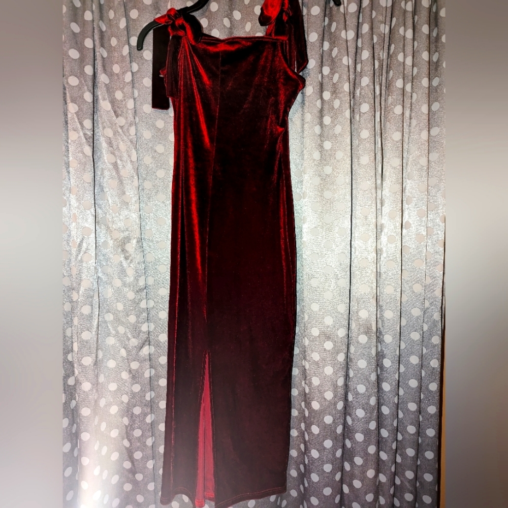 SHEIN Velour Sleeveles Maxi Dress M/6
